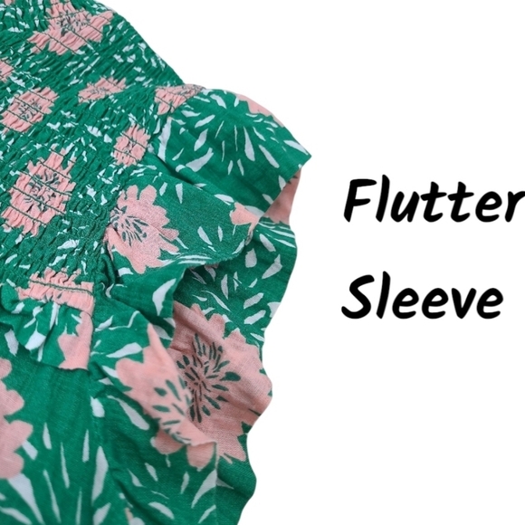 THML Smocked Flutter Sleeve Top Green Pink Floral Size Large - Picture 4 of 10